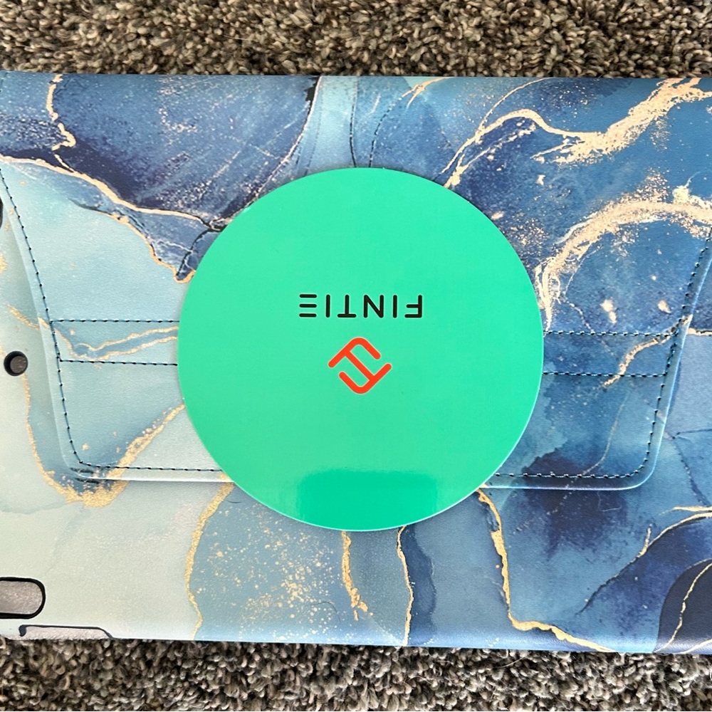Fintie iPad Pro 10.5‎ Rotating Case with Pencil Holder Ocean Marble Blue Gold